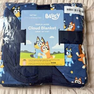 Bluey Triple Layer Cloud Blanket - Navy Blue with Multi-Color Characters